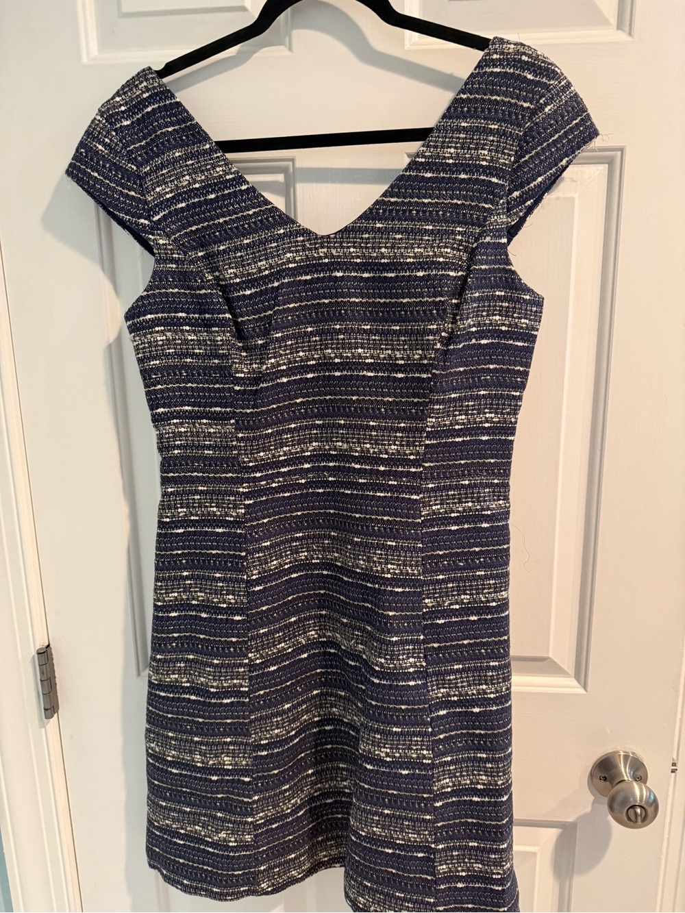 Lilly Pulitzer Navy & Gold Metallic Textured Shift Dress Size 8